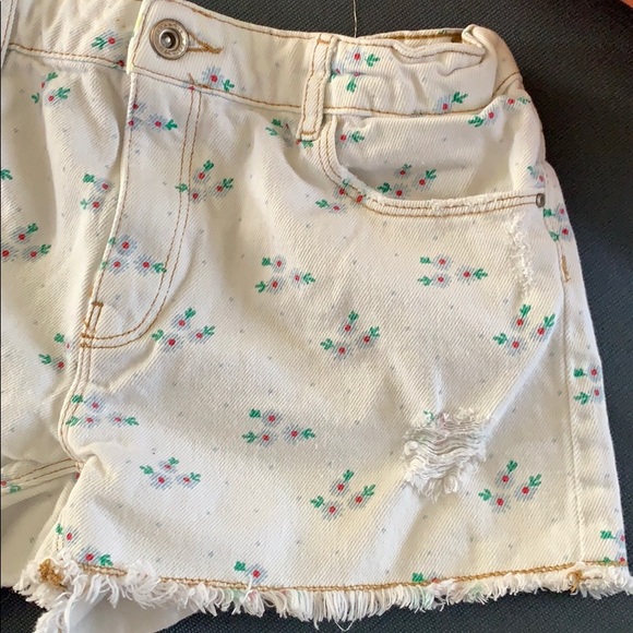 Zara Girls Floral Denim Cutoff Shorts - Picture 2 of 6